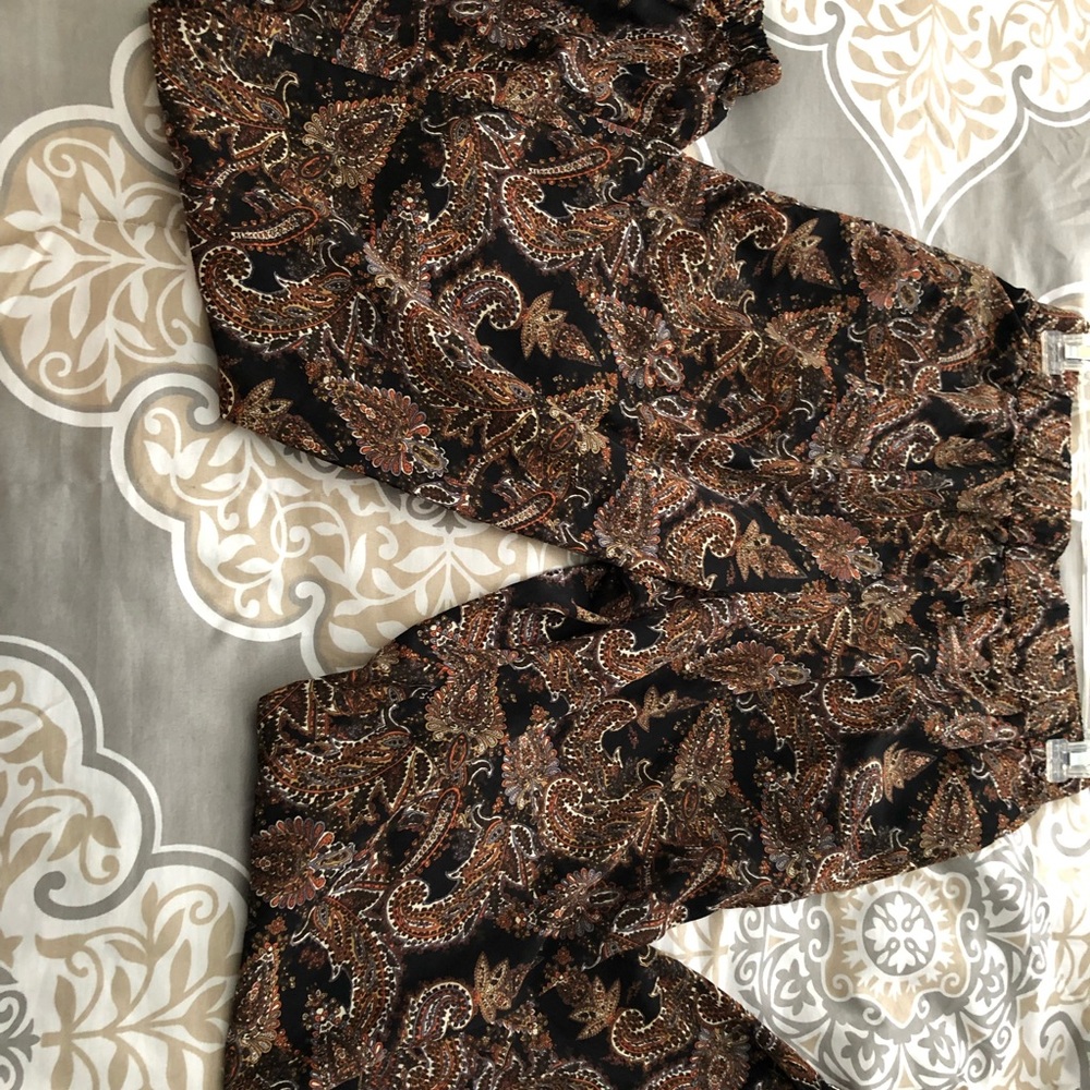 Forever21 Patterned pants